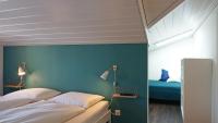 Zimmer mit Kingsize-Bett