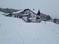 Apartma Juteršek 2+2 - Ferienwohnung Libeliče