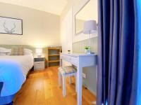 Chambre Familiale (2 Adultes + 1 Enfant)