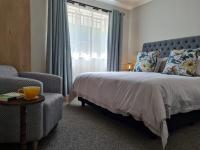 Studio met Kingsize Bed en Slaapbank 