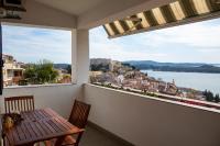 Apartments Ana+3 - Bed and Breakfast Šibenik
