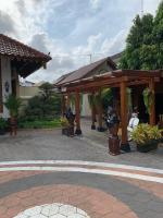 Dem Ayem Heritage Guest House - B&B Yogyakarta