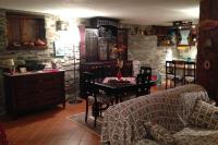 Chalet a La salle Affittasi grazioso e ampio monolocale CIR n 0095 - B&B Chateau