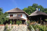 Panorama Apartmanház - B&B Badacsonytomaj