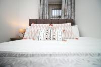 B&B Swansea - Stay in the Heart of Swansea- TV in Every Bedroom! - Bed and Breakfast Swansea