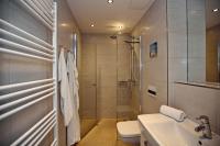 Apartment mit Balkon