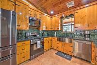 2 Decks & Game Room: Expansive Family Cabin - B&B Pinetop-Lakeside