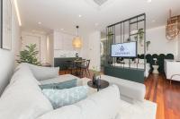 Deluxe Studio with Terrace and Private Bathroom