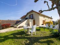 B&B Doissat - Gîte Doissat, 5 pièces, 8 personnes - FR-1-616-22 - Bed and Breakfast Doissat