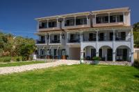 Captain Nick Aparthotel - Chambres d’hôtes Mikrós Gialós