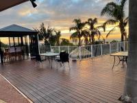 Lakeside Retreat - B&B Perth
