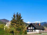 Deerwood-Sky Attic with Bled Castle View-NO KITCHEN - B&B