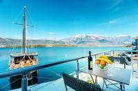 B&B Teodo - Beachfront Apartments Tivat - Bed and Breakfast Teodo