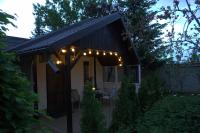 Casuta Bradulet - Aeroport Otopeni & Therme - Bed and Breakfast