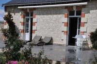 PETITE MAISON des ROSES - GITE 2 Personnes - B&B Brain-sur-Allonnes