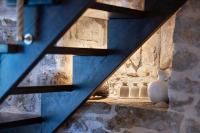 Luxury LeNi Guest House - Bed and Breakfast