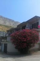 More - B&B