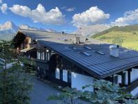 Appartement mit Balkon und Hallenbad - B&B