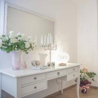 La Perla - Chic Accommodation - B&B