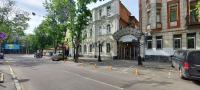 B&B Kharkiv - Студія-Сад скульптур,центр Харків ,метро Пушкінська - Bed and Breakfast Kharkiv