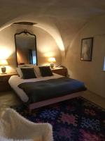 B&B Le Noyer - La Suite Lou - Bed and Breakfast Le Noyer