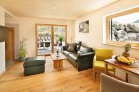 Apartment mit Terrasse