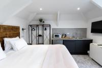 King Room with Garden View