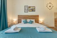Studio Apartment with Sea View