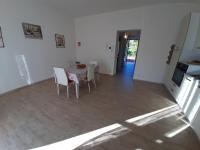 Haus mit 1 Schlafzimmer
