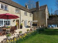 Thames Head Wharf - Historic Cotswold Cottage with Stunning Countryside Views - Ferienwohnung