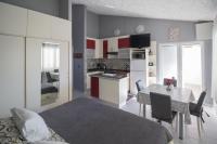 One-Bedroom Apartment with Balcony