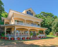 SeyBreeze Villa - B&B