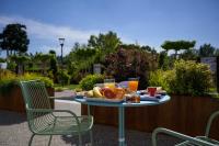 Doppelzimmer mit Gartenblick