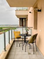 The Comfy Spot - 1 BR-Apartment & Parking Included in North Business Area - Chambres d'hôtes Bucarest