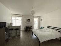 Joli studio avec terrasse près du vieux-port - B&B La Rochelle