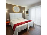 Apartamentos Caballerizas con parking gratuito - B&B Granada