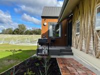 NEST- Luxury Vineyard Accommodation - Ferienwohnung