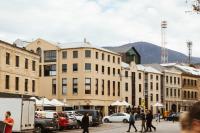 B&B Hobart - Salamanca Galleria Apartments - Bed and Breakfast Hobart