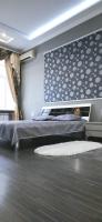 2-комнатная с раздельными комнатами, парковочное место для авто, центр, улица Короленко 15 - Bed and Breakfast