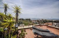 Tropical Terrace Apartment by Hello Homes Sitges - Bed and Breakfast Sitges