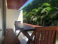 Qavi - Flat completo com dois quartos com varanda e jardim privativo #ÎledePipa - Bed and Breakfast
