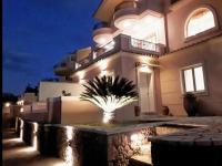 Sunshine Home 2 with Sea View - B&B