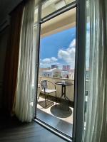 Apartment with Garden View
