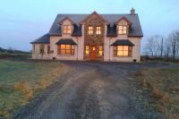 Annies Meadow. - B&B Knock