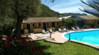 Monolocale con Vista Piscina