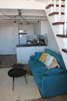 SUPERBE DUPLEX avec Vue imprenable sur le VIEUX PORT - Chambres d’hôtes Marseille