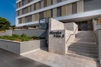 Zaloo, Luxury Apartment with Sea-View and Jacuzzi - Chambres d'hôtes Split
