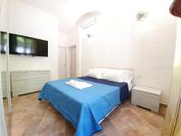 Queen Room with Garden View