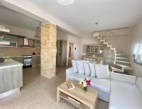 Rebekka's HOUSE - B&B Zákros