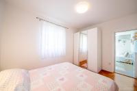 Bungalows Ivan (3757) - B&B Bol